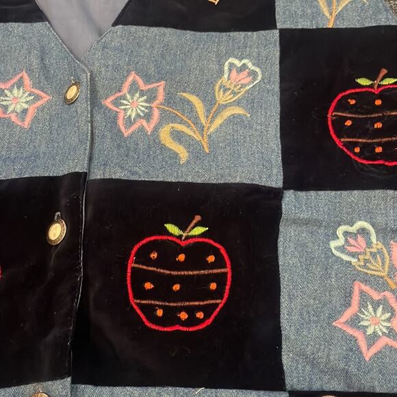 Vintage Denim Vest Velvet Patchwork Embroidery - Size Large - Picture 3 of 6